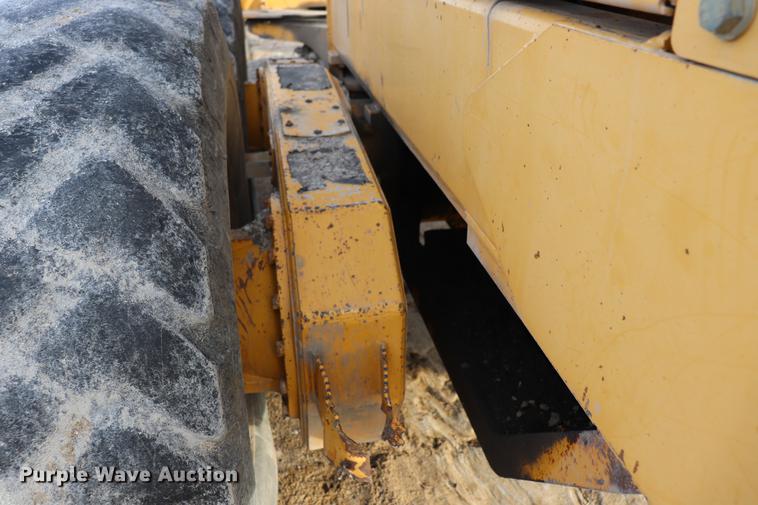 image for item EC9369 1997 John Deere 670CH motor grader