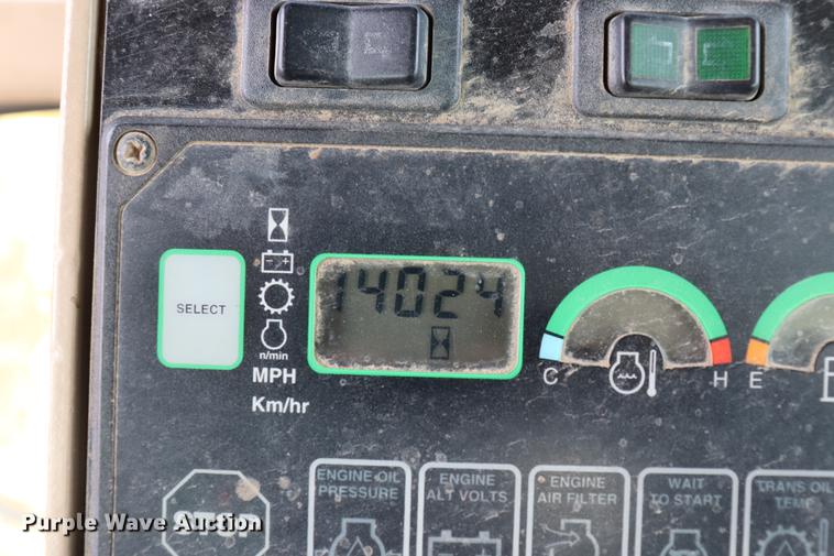 image for item EC9369 1997 John Deere 670CH motor grader