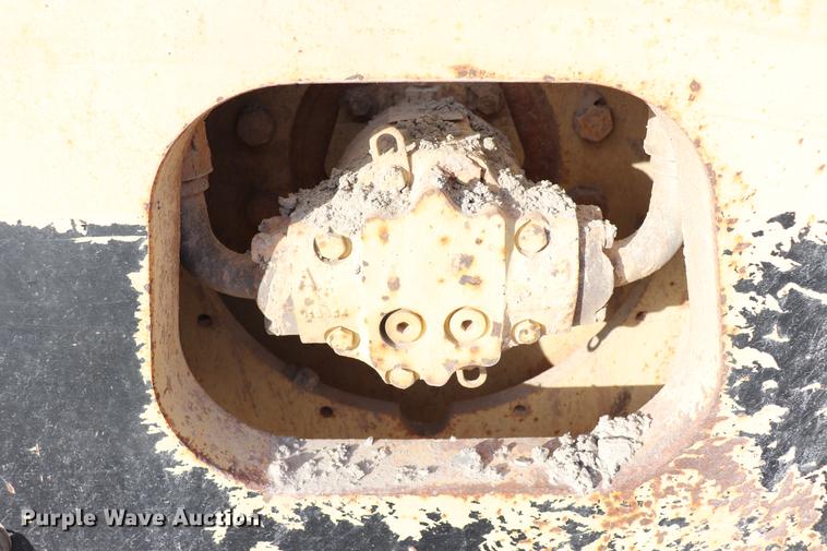 image for item EC9370 2000 Ingersoll Rand SD100D Pro Pac single drum vibratory roller