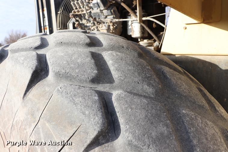 image for item EC9370 2000 Ingersoll Rand SD100D Pro Pac single drum vibratory roller