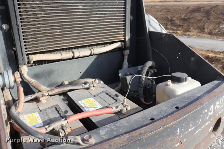 image for item EC9370 2000 Ingersoll Rand SD100D Pro Pac single drum vibratory roller