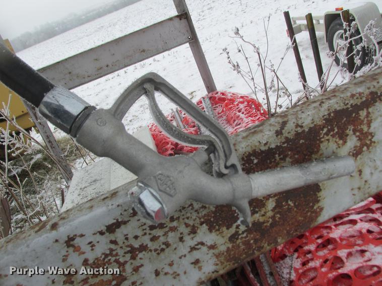 image for item K6072 500 gallon fuel tank