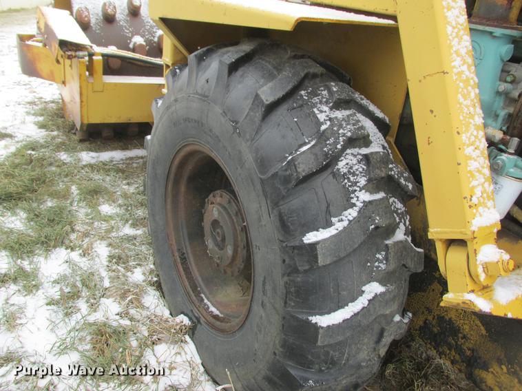 image for item K6074 1982 Tampo RP16D single drum vibrator compactor