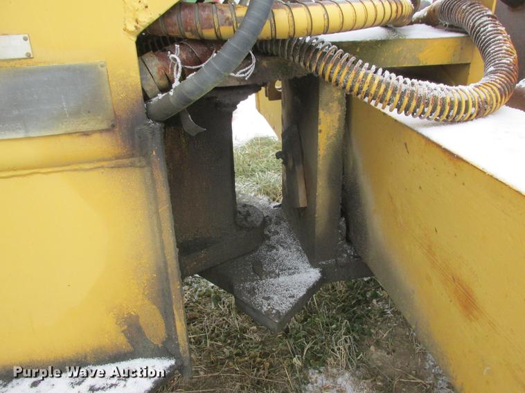 image for item K6074 1982 Tampo RP16D single drum vibrator compactor