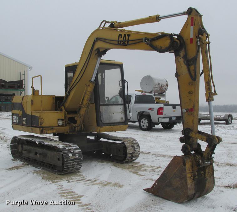 image for item K6075 1991 Caterpillar E70B excavator