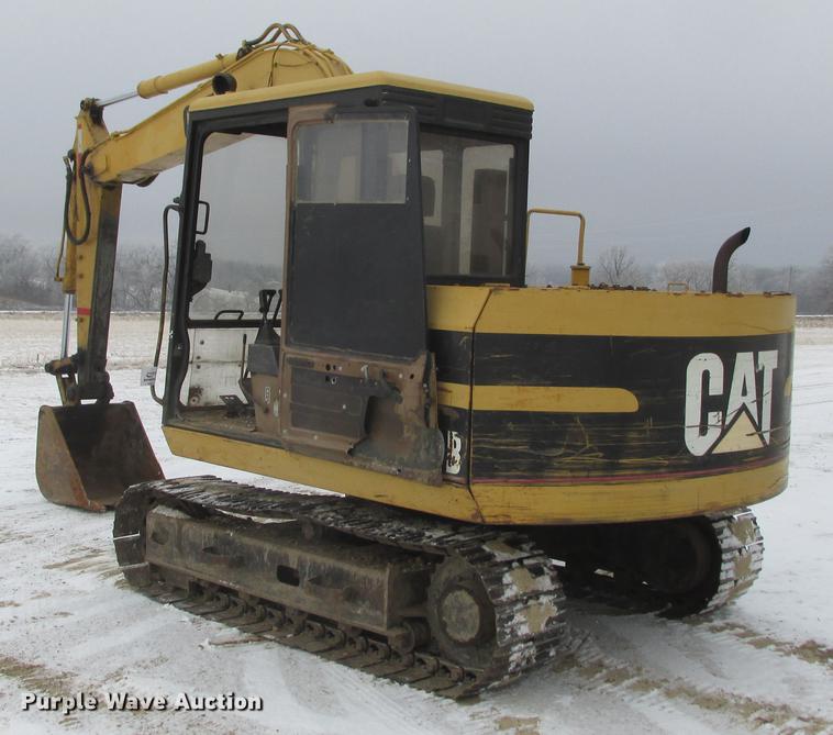 image for item K6075 1991 Caterpillar E70B excavator
