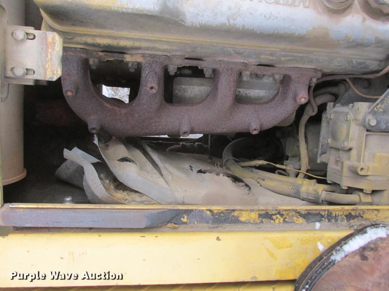 image for item K6075 1991 Caterpillar E70B excavator