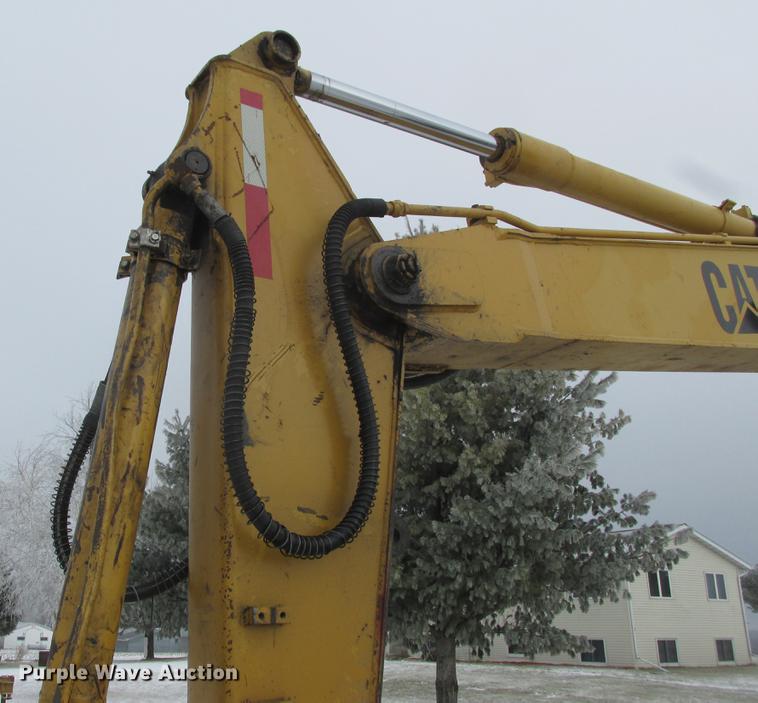 image for item K6075 1991 Caterpillar E70B excavator