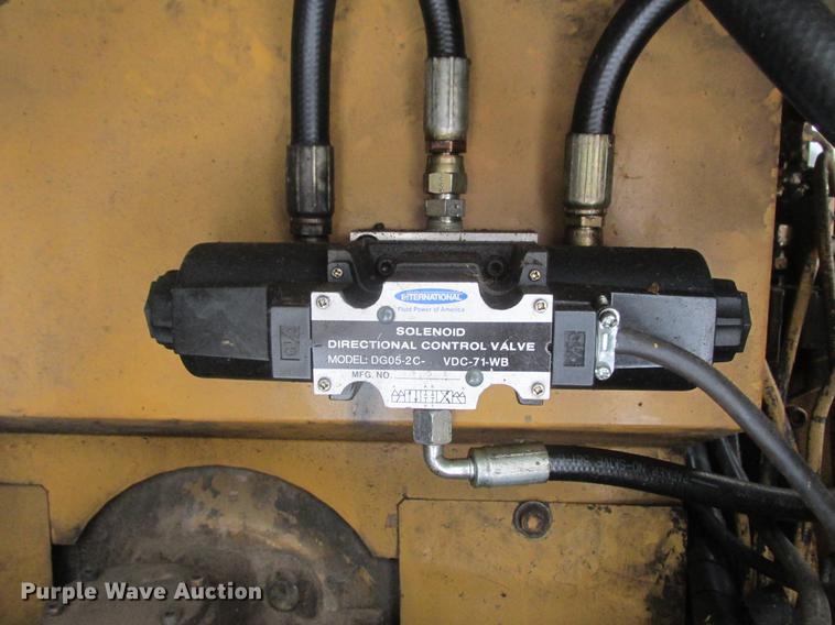 image for item K6075 1991 Caterpillar E70B excavator