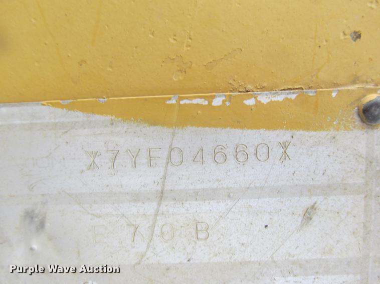 image for item K6075 1991 Caterpillar E70B excavator