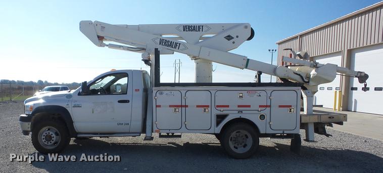 image for item K6333 2008 Sterling Bullet bucket truck