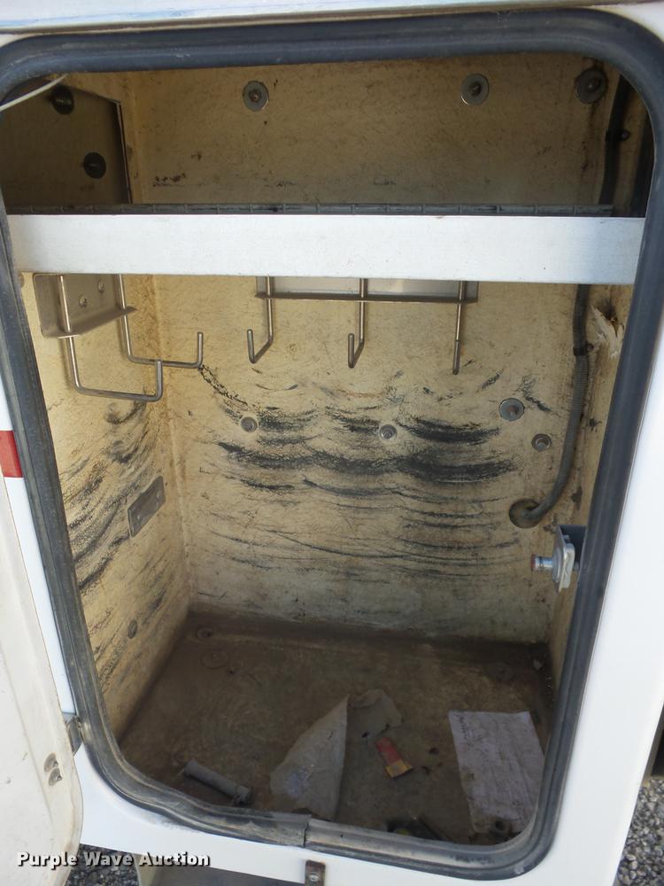 image for item K6333 2008 Sterling Bullet bucket truck