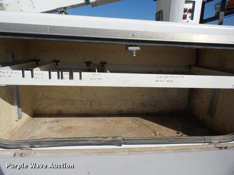 image for item K6333 2008 Sterling Bullet bucket truck