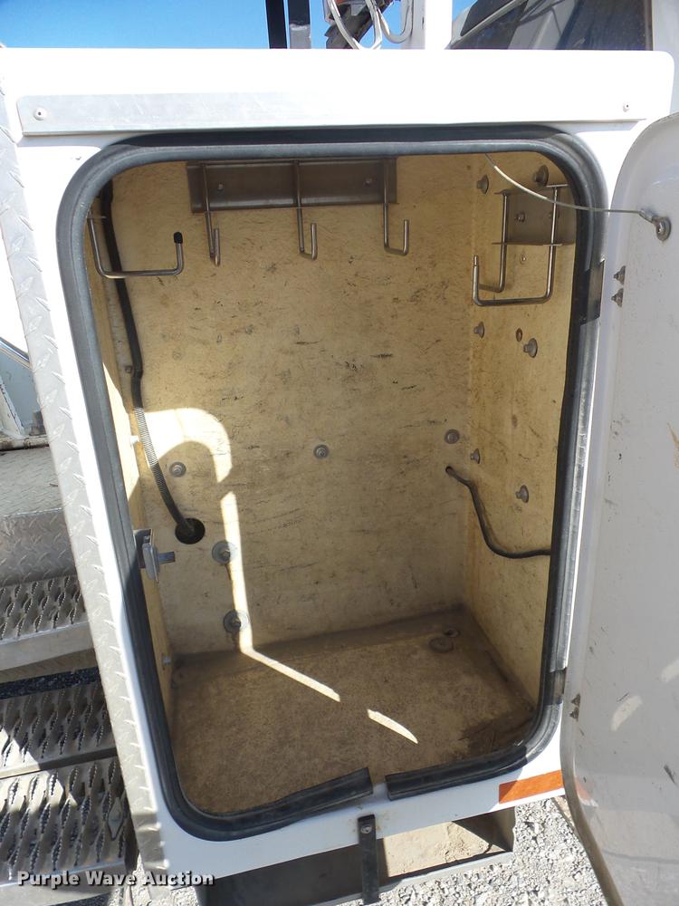 image for item K6333 2008 Sterling Bullet bucket truck