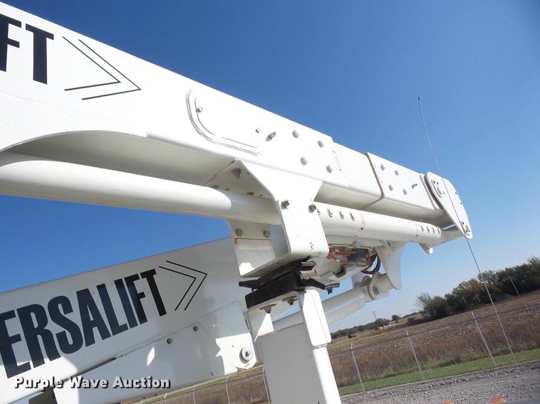 image for item K6333 2008 Sterling Bullet bucket truck