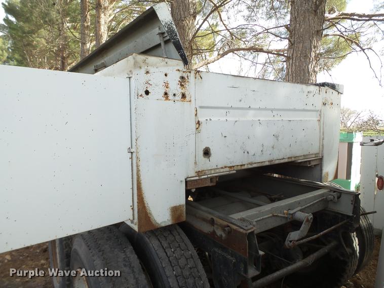 image for item BJ9789 Rawson-Koenig service bed