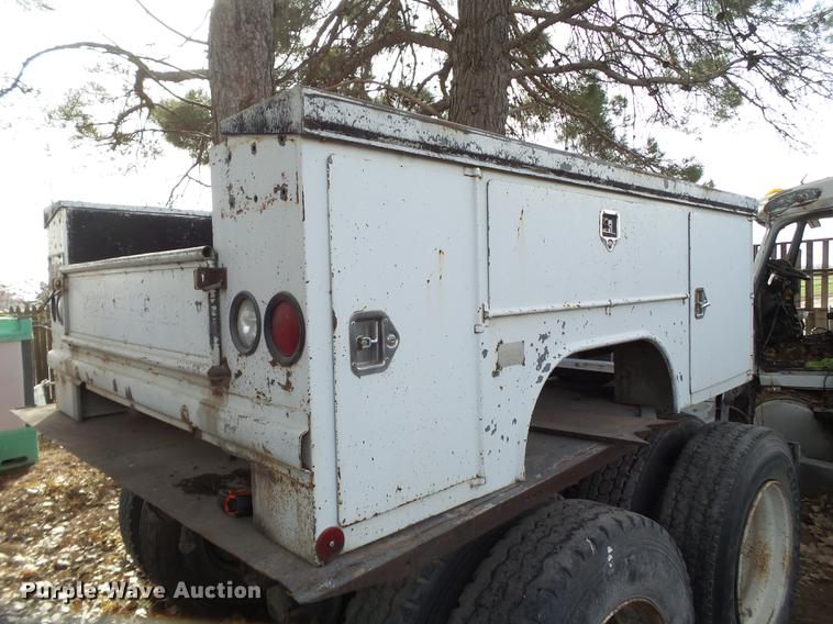 image for item BJ9789 Rawson-Koenig service bed