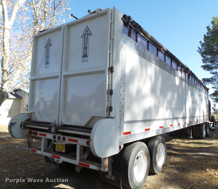 image for item BJ9851 2014 Aeroswint live bottom trailer