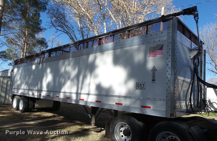 image for item BJ9851 2014 Aeroswint live bottom trailer