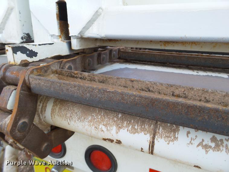 image for item BJ9851 2014 Aeroswint live bottom trailer