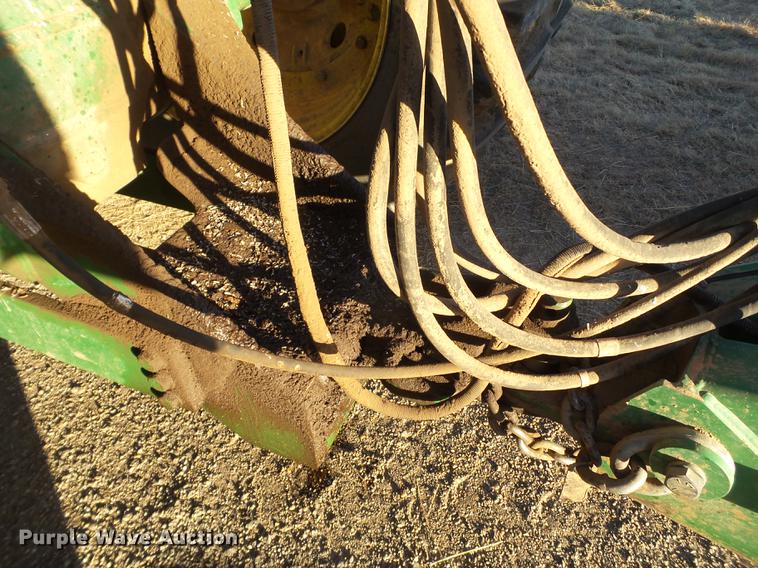 image for item BJ9914 1995 John Deere 8970 4WD tractor