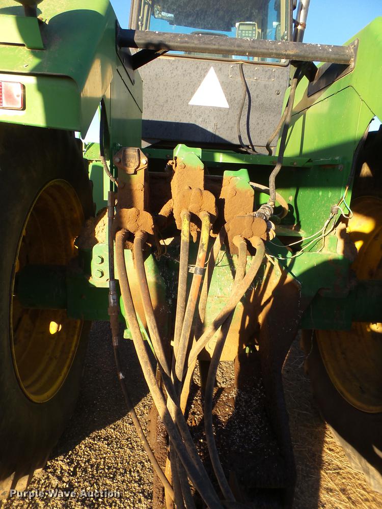 image for item BJ9914 1995 John Deere 8970 4WD tractor