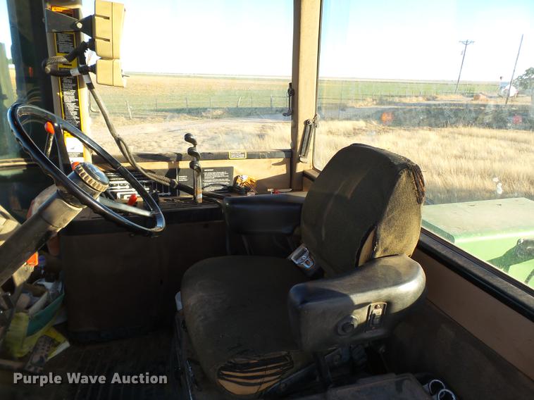 image for item BJ9914 1995 John Deere 8970 4WD tractor