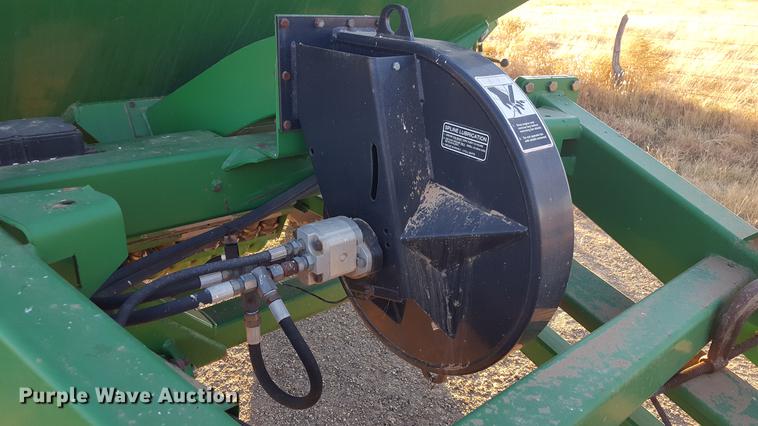 image for item BJ9915 John Deere 1850 air seeder