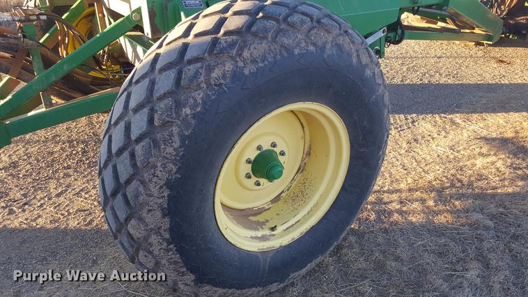image for item BJ9915 John Deere 1850 air seeder