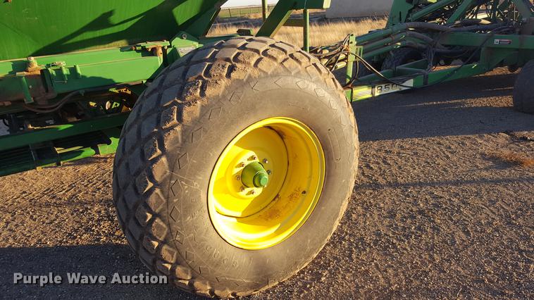 image for item BJ9915 John Deere 1850 air seeder