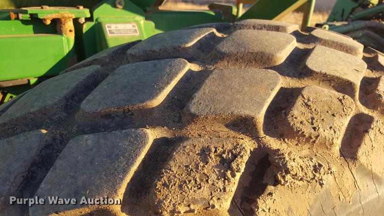 image for item BJ9915 John Deere 1850 air seeder