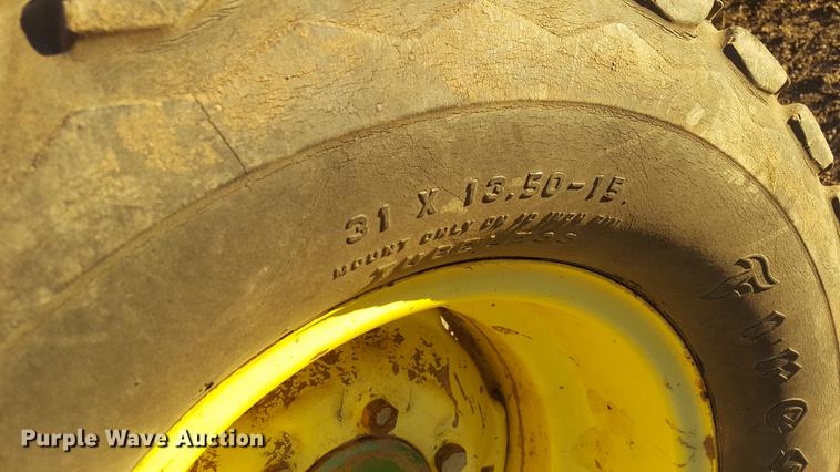 image for item BJ9915 John Deere 1850 air seeder