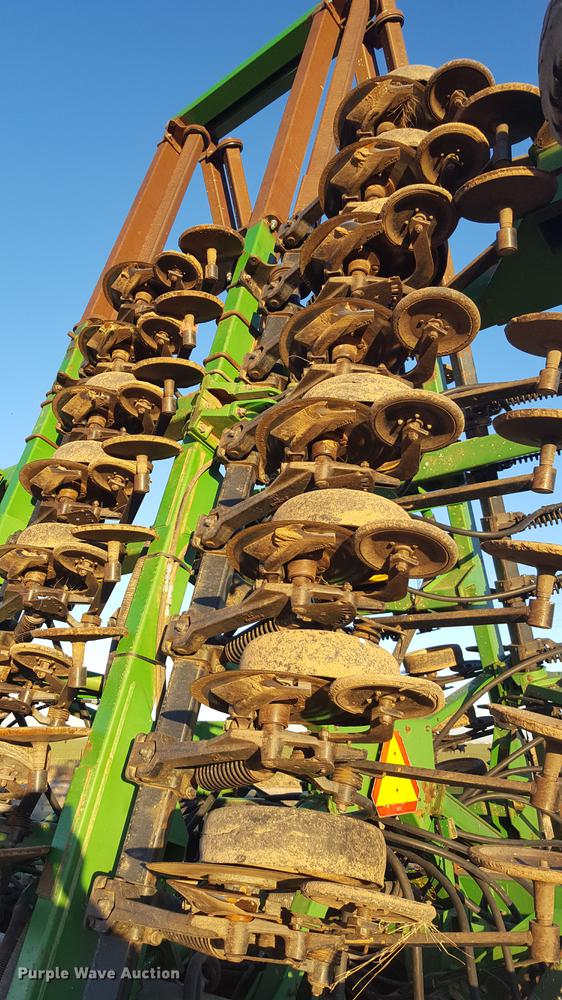 image for item BJ9915 John Deere 1850 air seeder