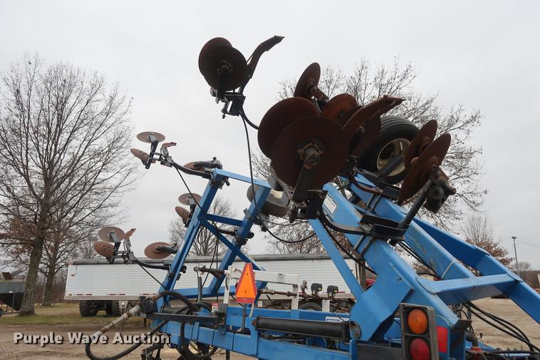 image for item DA6565 DMI Nutri-Placr 4300 anhydrous ammonia applicator