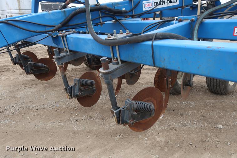 image for item DA6565 DMI Nutri-Placr 4300 anhydrous ammonia applicator