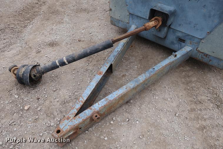 image for item DA6566 New Idea 3632 manure spreader