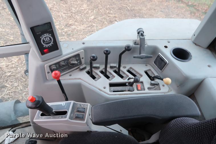 image for item DA6567 1996 White 6145 MFWD tractor