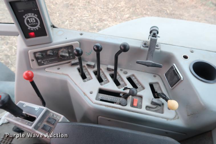 image for item DA6567 1996 White 6145 MFWD tractor