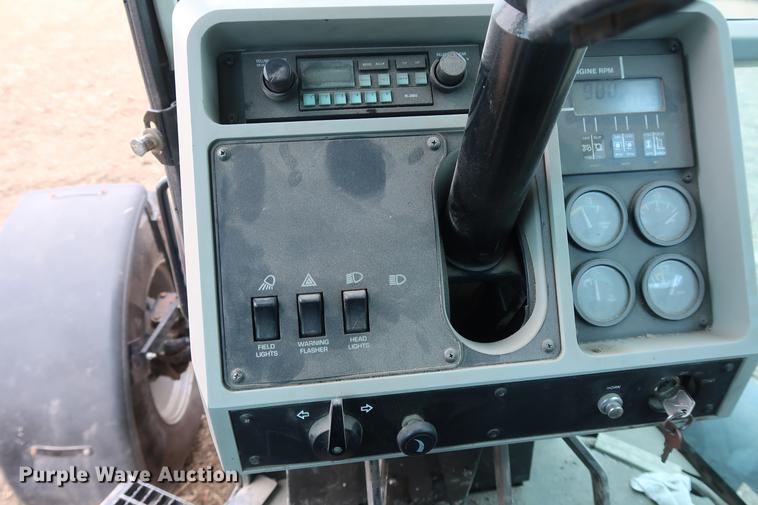 image for item DA6567 1996 White 6145 MFWD tractor