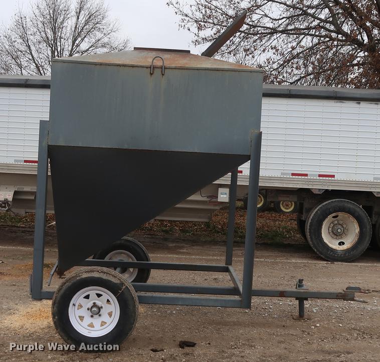 image for item DA6569 GWS feed cart