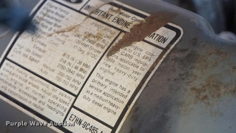 image for item DB0298 1989 Ford L8000 fertilizer tender truck