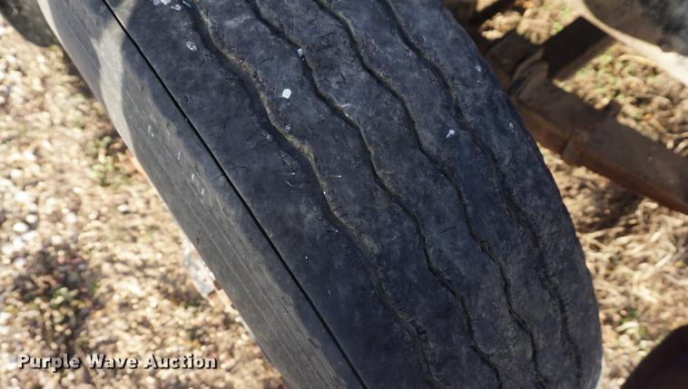 image for item DB0298 1989 Ford L8000 fertilizer tender truck