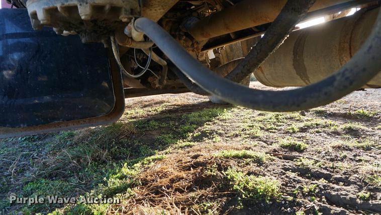 image for item DB0298 1989 Ford L8000 fertilizer tender truck