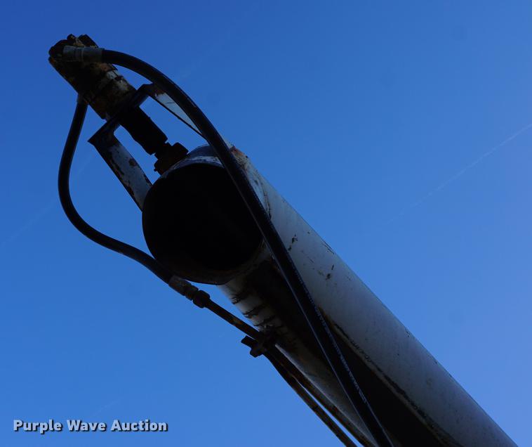 image for item DB0298 1989 Ford L8000 fertilizer tender truck