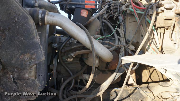 image for item DB0301 1992 Ford L8000 applicator truck