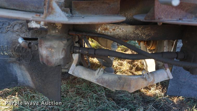 image for item DB0301 1992 Ford L8000 applicator truck