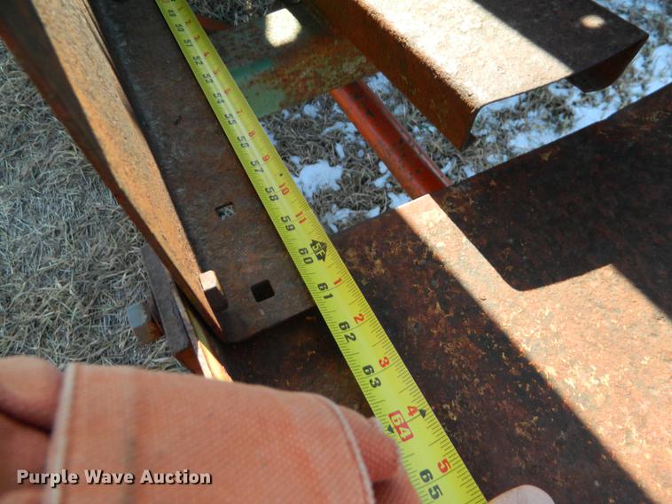 image for item DB6691 John Deere 336 small square baler