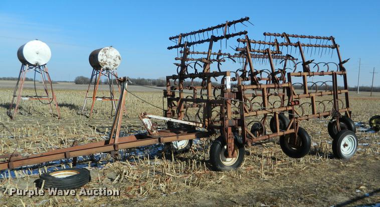 image for item DB6721 Noble spring tooth harrow