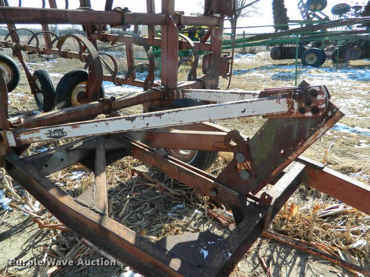 image for item DB6721 Noble spring tooth harrow