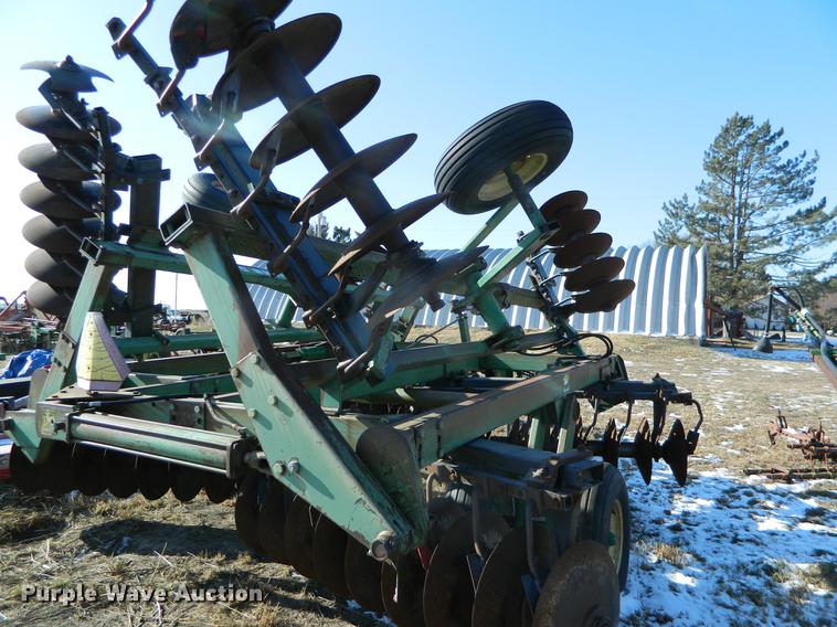 image for item DB6725 John Deere disk